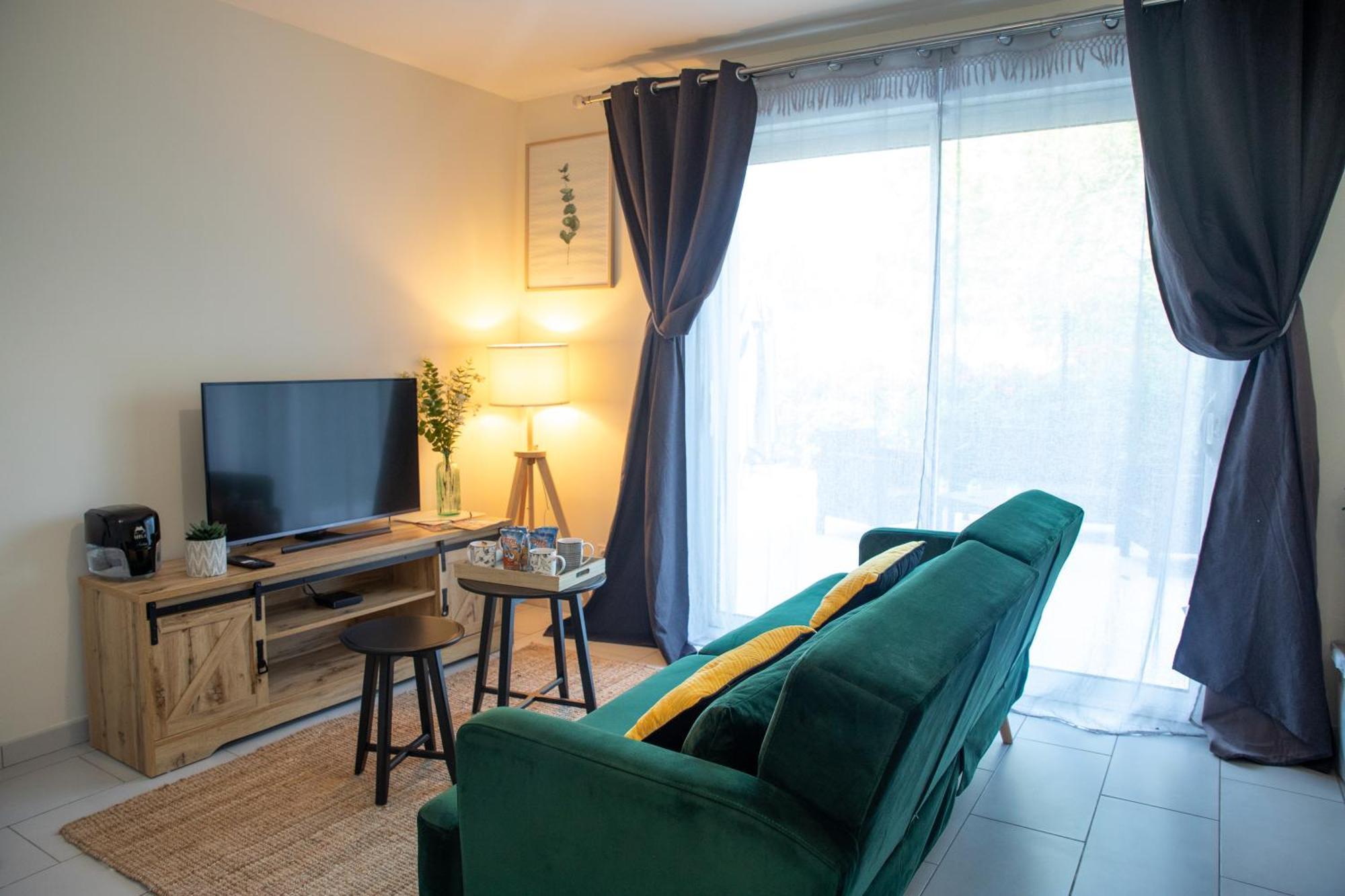 Apartamento Djial - Proche De Cdg Et Du Parc Asterix Dammartin-en-Goele Exterior foto
